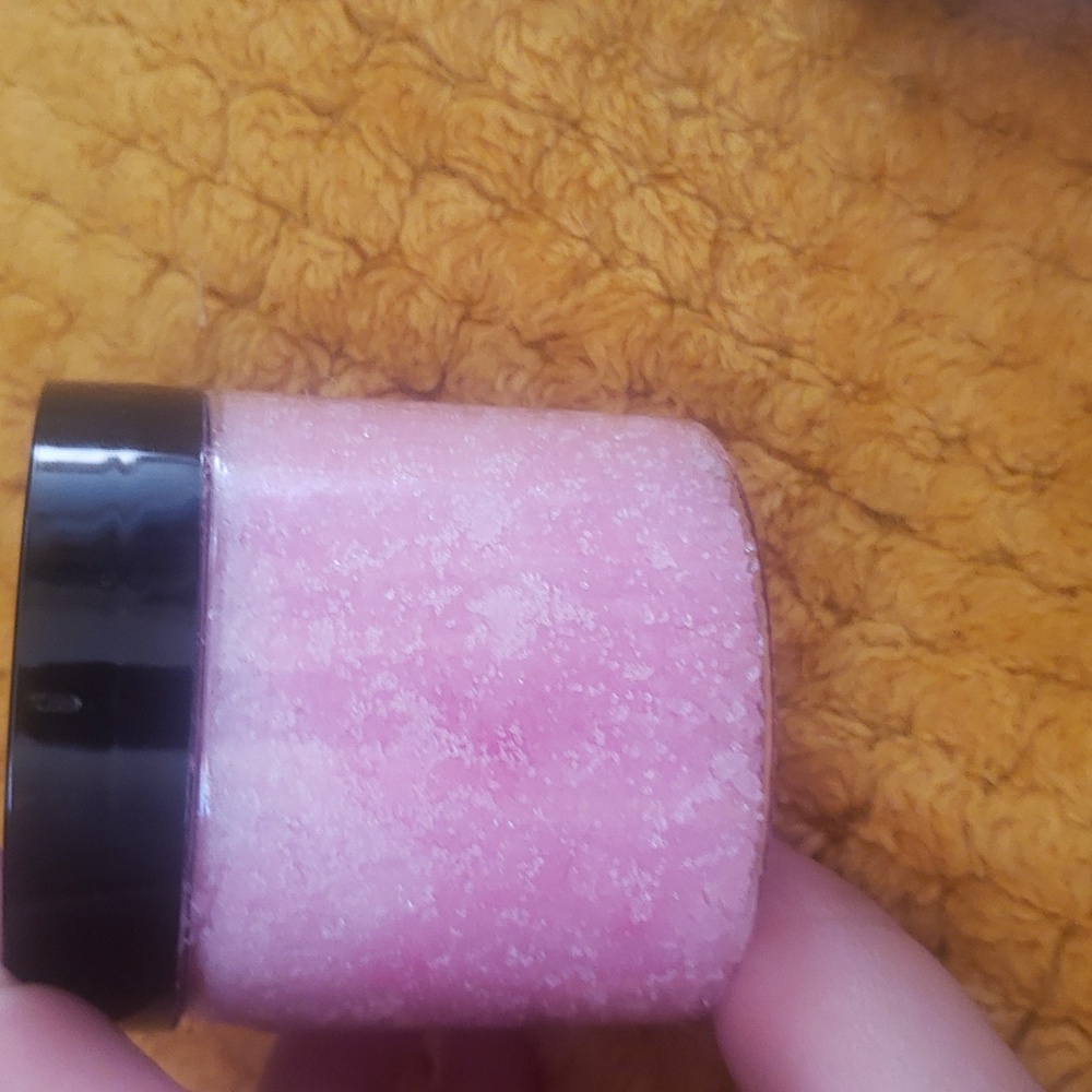 New summer collection body scrub in sents violet jasmine and gardenia - Picture 2 of 4